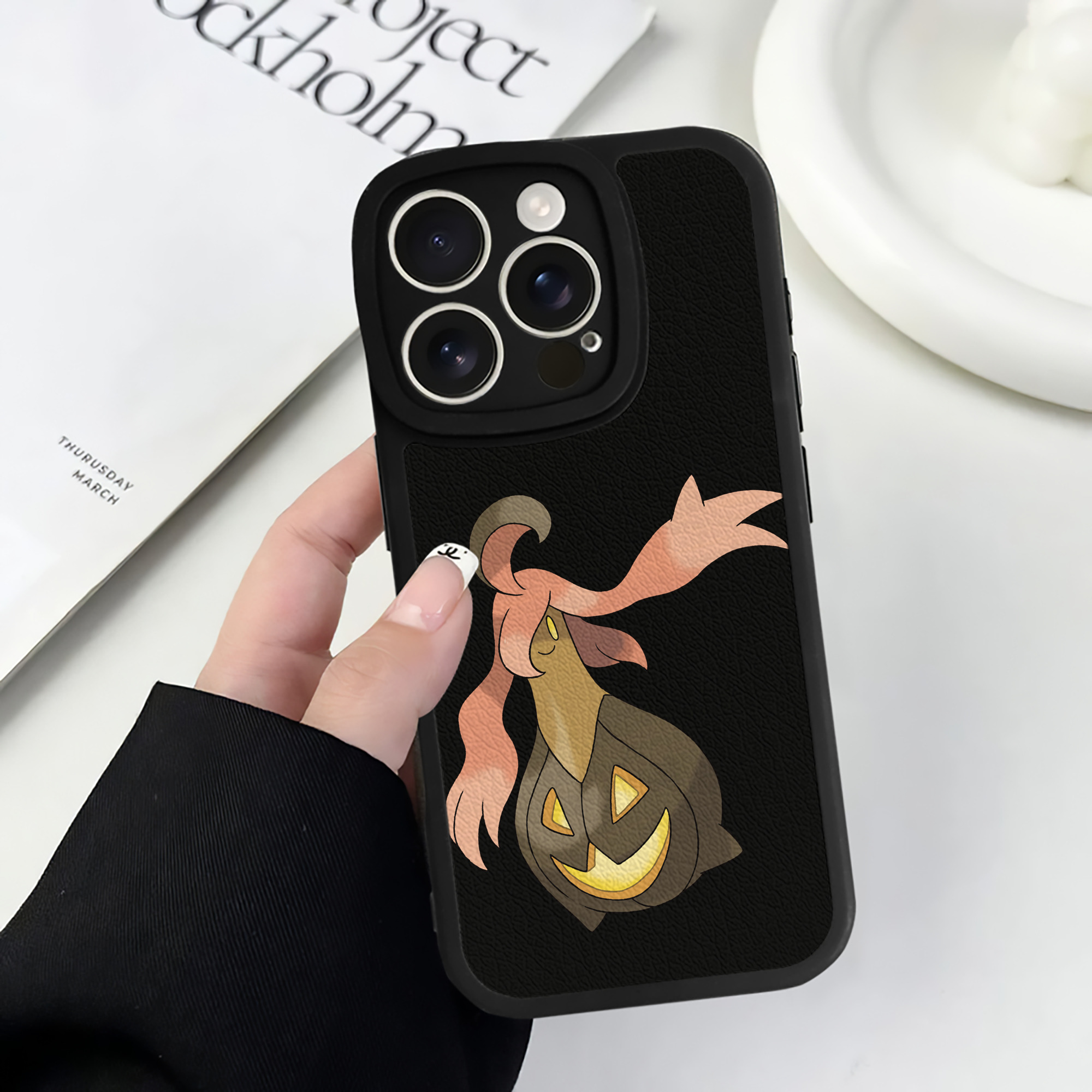 （画像用） ポケットモンスター Pokémon 【iPhone 16シリーズ対応】シリコンスマホケース（レザー調） 材質：シリコン